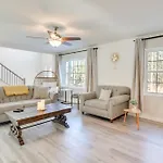Poconos Vacation Rental About 3 Mi To Kalahari!